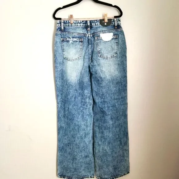 90s Fit Straight fit Denim Rip Jeans - Dark Wash - Picture 7 of 7